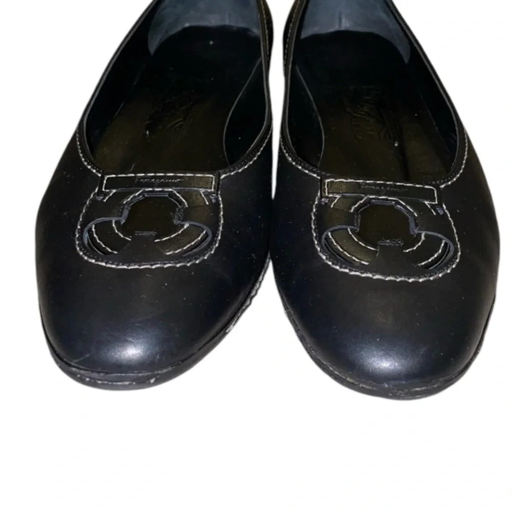 Salvatore Ferragamo flats - Picture 4 of 16